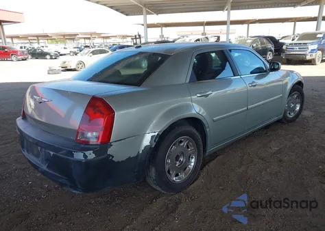 2006 Chrysler 300 Touring z USA, uszkodzony, nr VIN 2C3KA53G86H538451